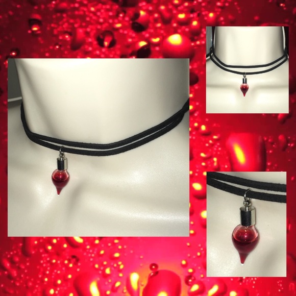 3-$10 Blood Vile Vampire Pendant Costume Choker Necklace - Picture 1 of 2
